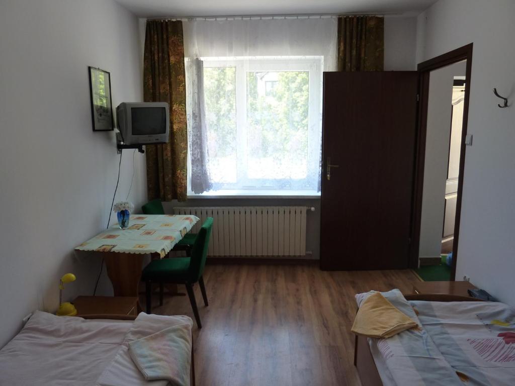 Hotelik Na Zdrowiu ウッチ 部屋 写真