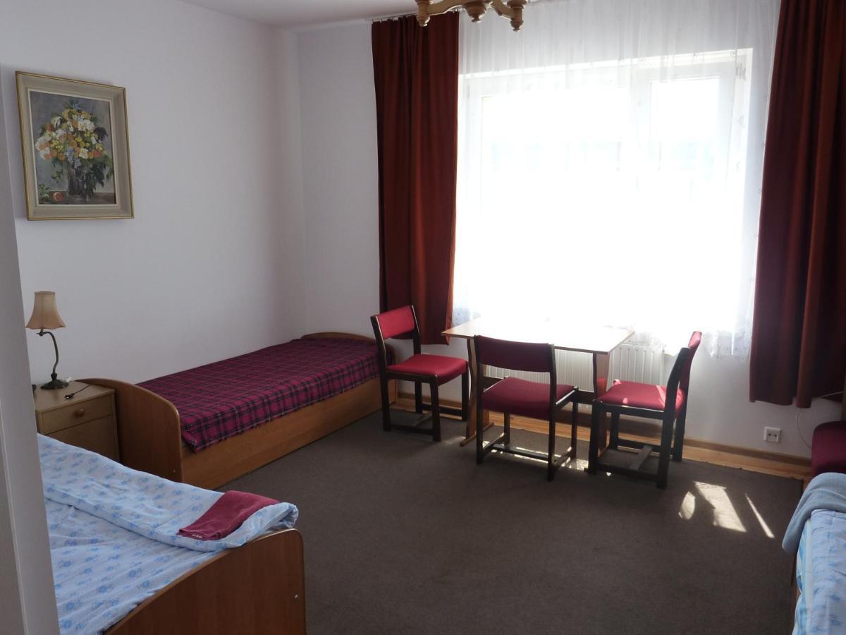 Hotelik Na Zdrowiu ウッチ 部屋 写真